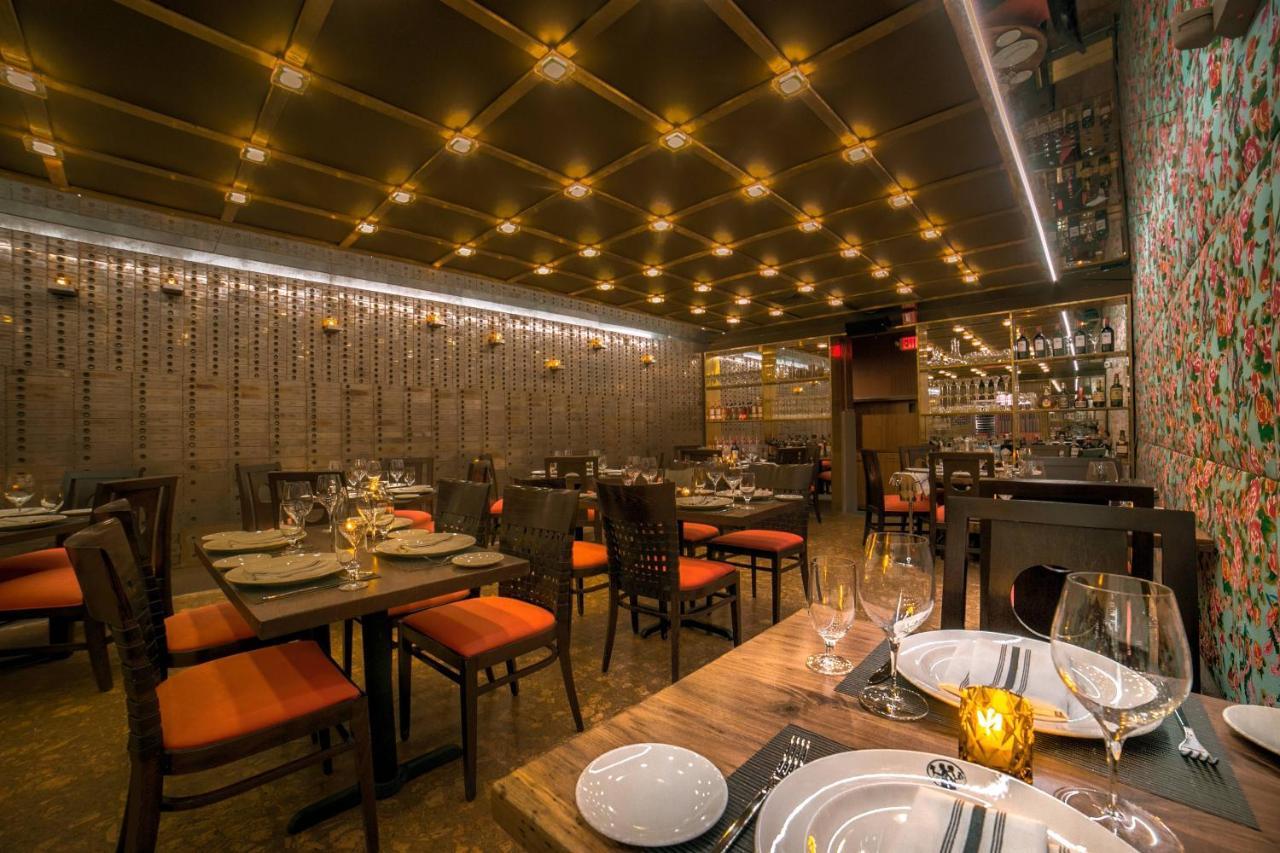 The New Yorker Hotel 4*
