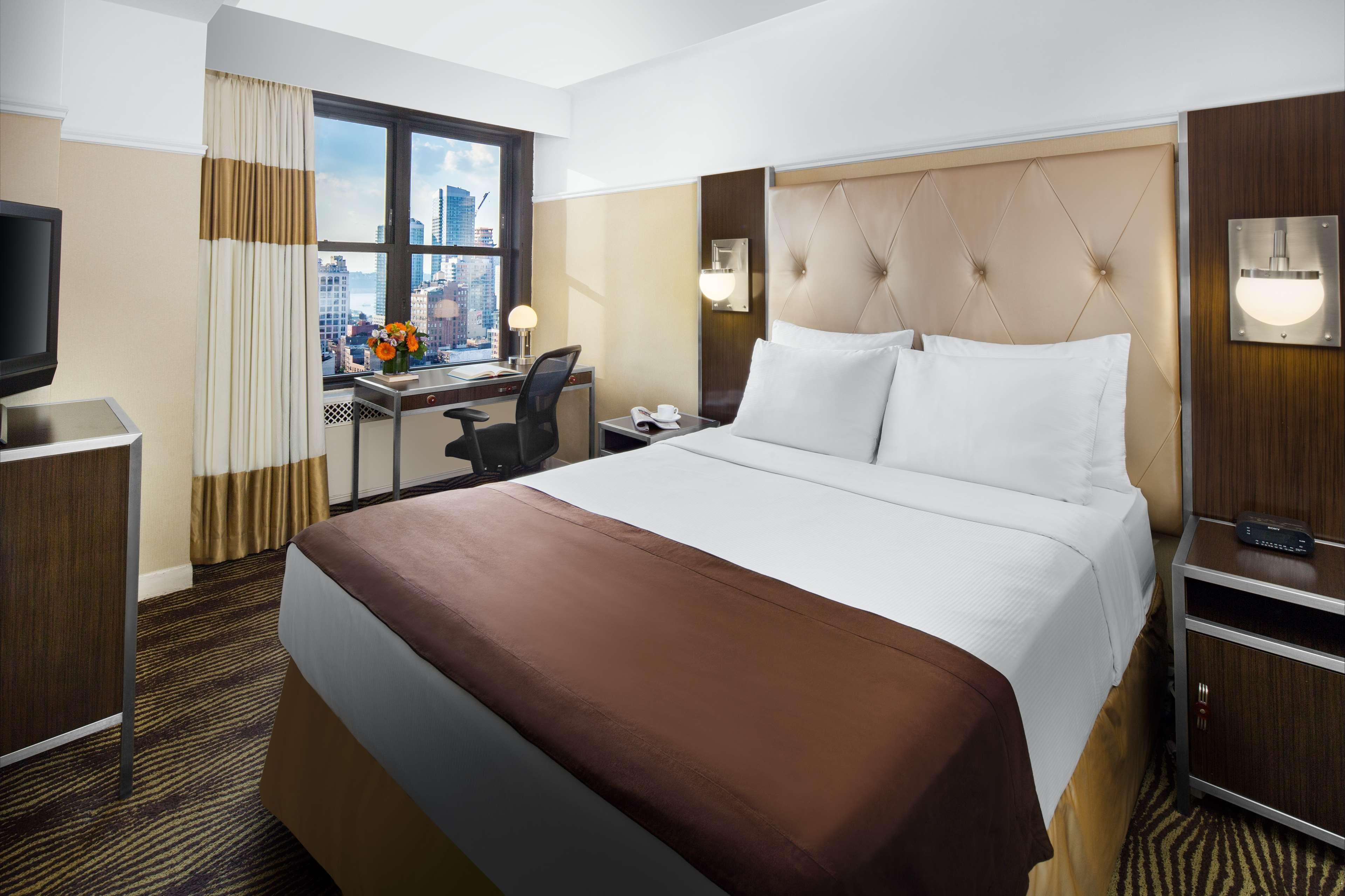 The New Yorker Hotel 4*